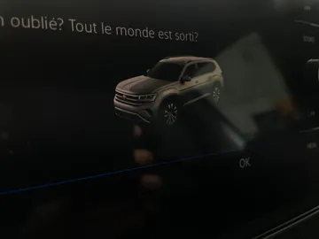 2022 Volkswagen Atlas - image 27