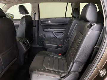 2019 Volkswagen Atlas - image 16