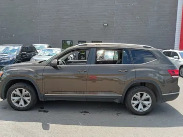 2019 Volkswagen Atlas - image 4