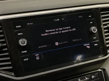 2019 Volkswagen Atlas - image 8