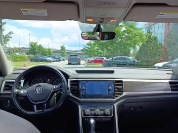 2019 Volkswagen Atlas - image 9