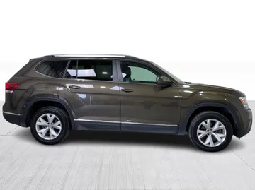 2019 Volkswagen Atlas - image 2