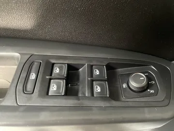 2018 Volkswagen Atlas - image 27