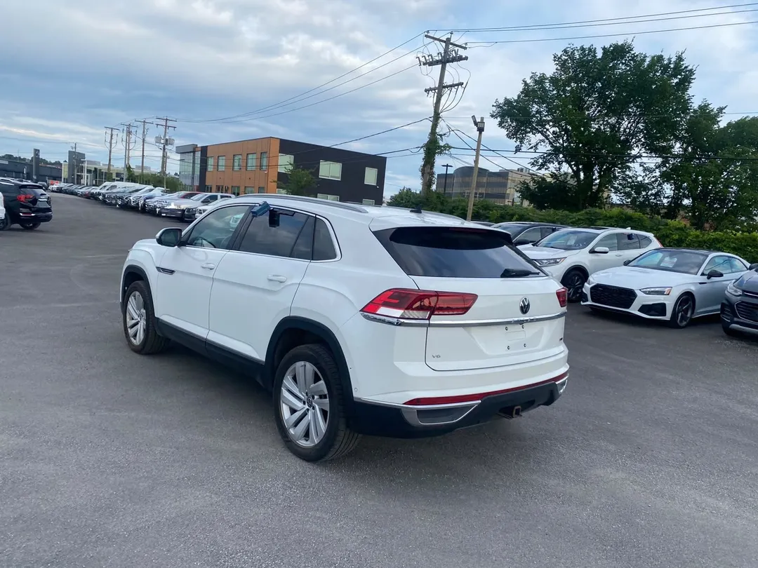 2020 Volkswagen Atlas Cross Sport — photo 3