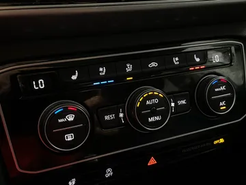 2019 Volkswagen Atlas - image 25