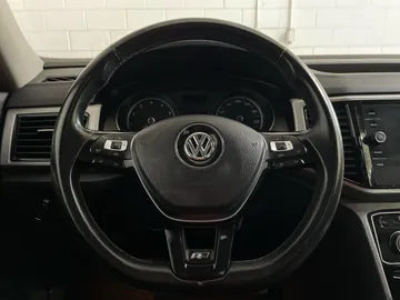 2019 Volkswagen Atlas - image 19