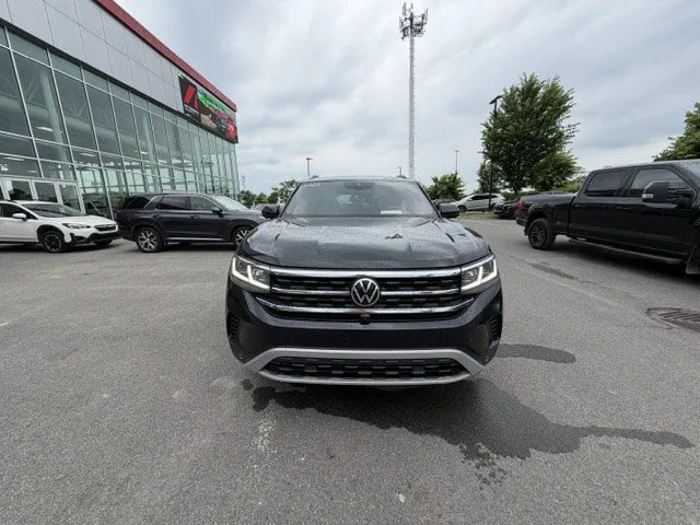2021 Volkswagen Atlas Cross Sport — photo 2