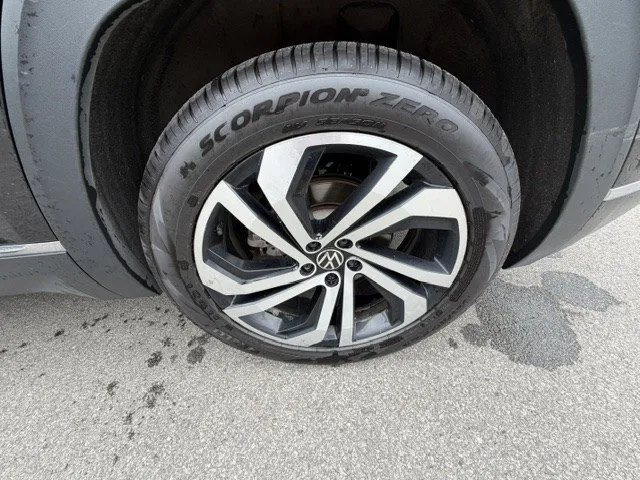 2021 Volkswagen Atlas Cross Sport — photo 6