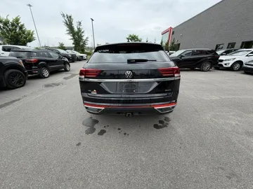 2021 Volkswagen Atlas Cross Sport - image 6