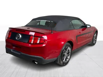 2012 Ford Mustang - image 13