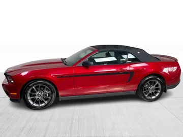 2012 Ford Mustang - image 9