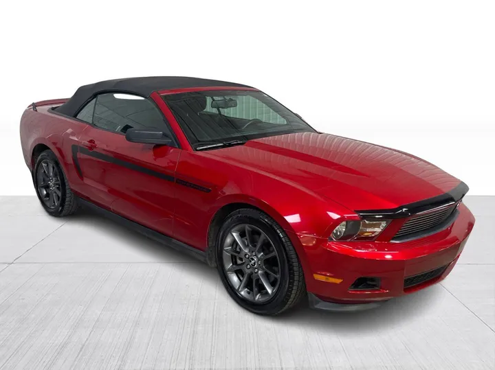 2012 Ford Mustang - image principale