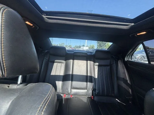 2018 Chrysler 300 — photo 7