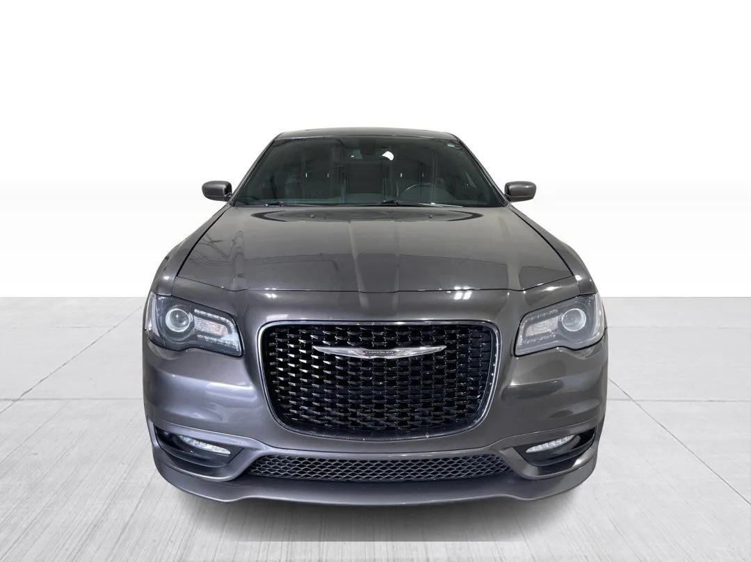 2018 Chrysler 300 for sale - photo 3