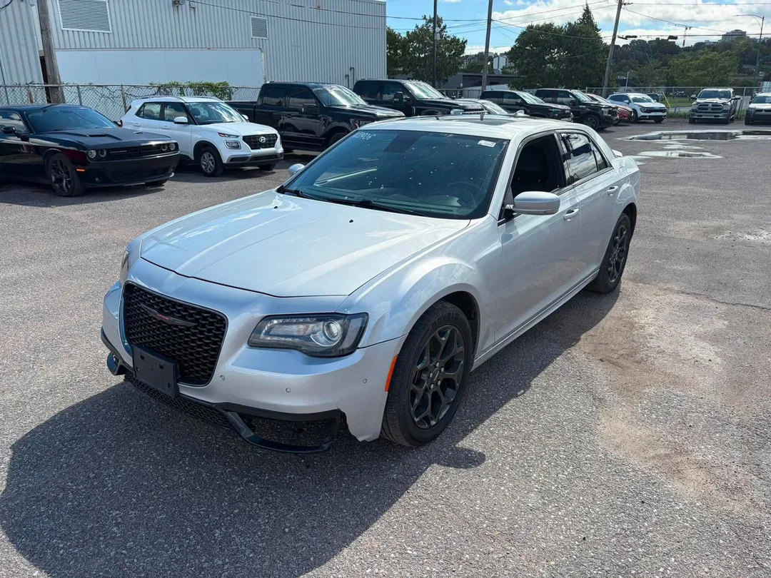 2022 Chrysler 300 for sale - photo 3