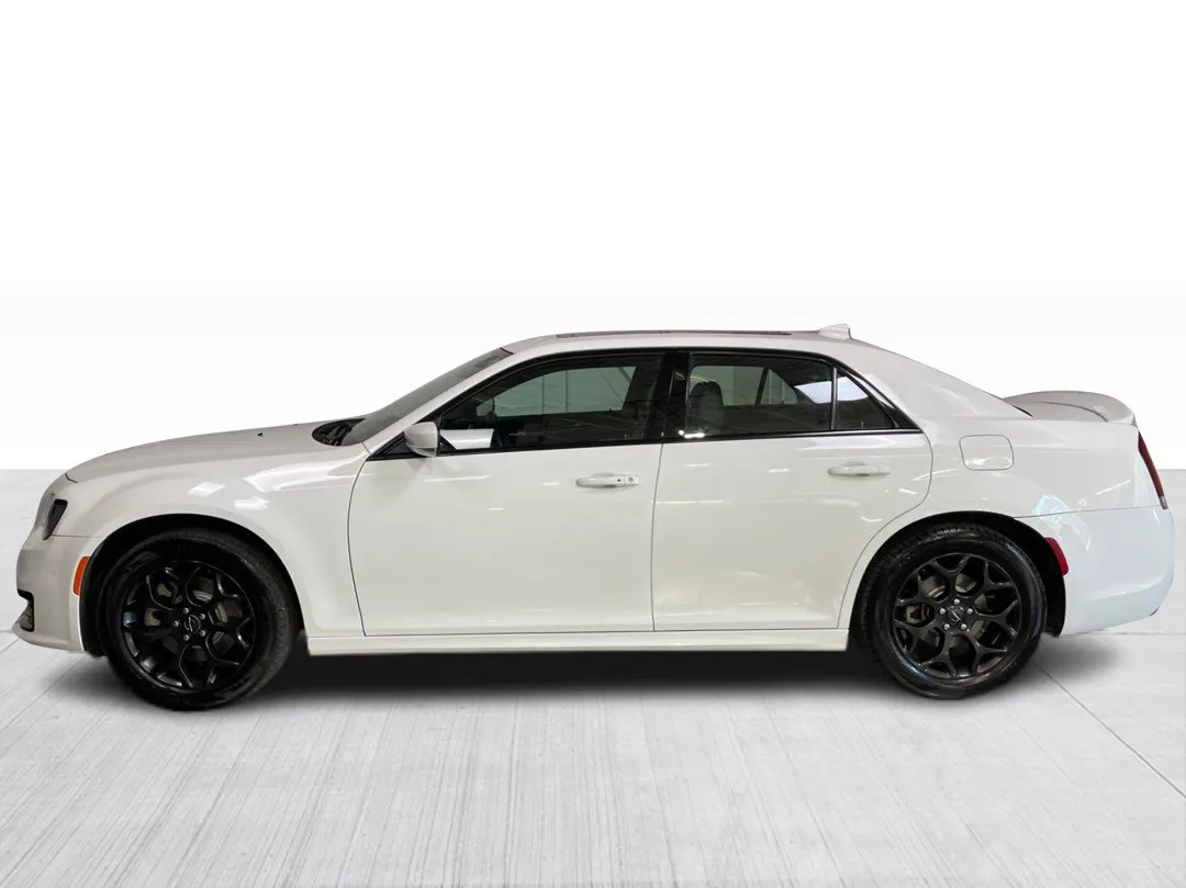 2023 Chrysler 300 300S, photo 10
