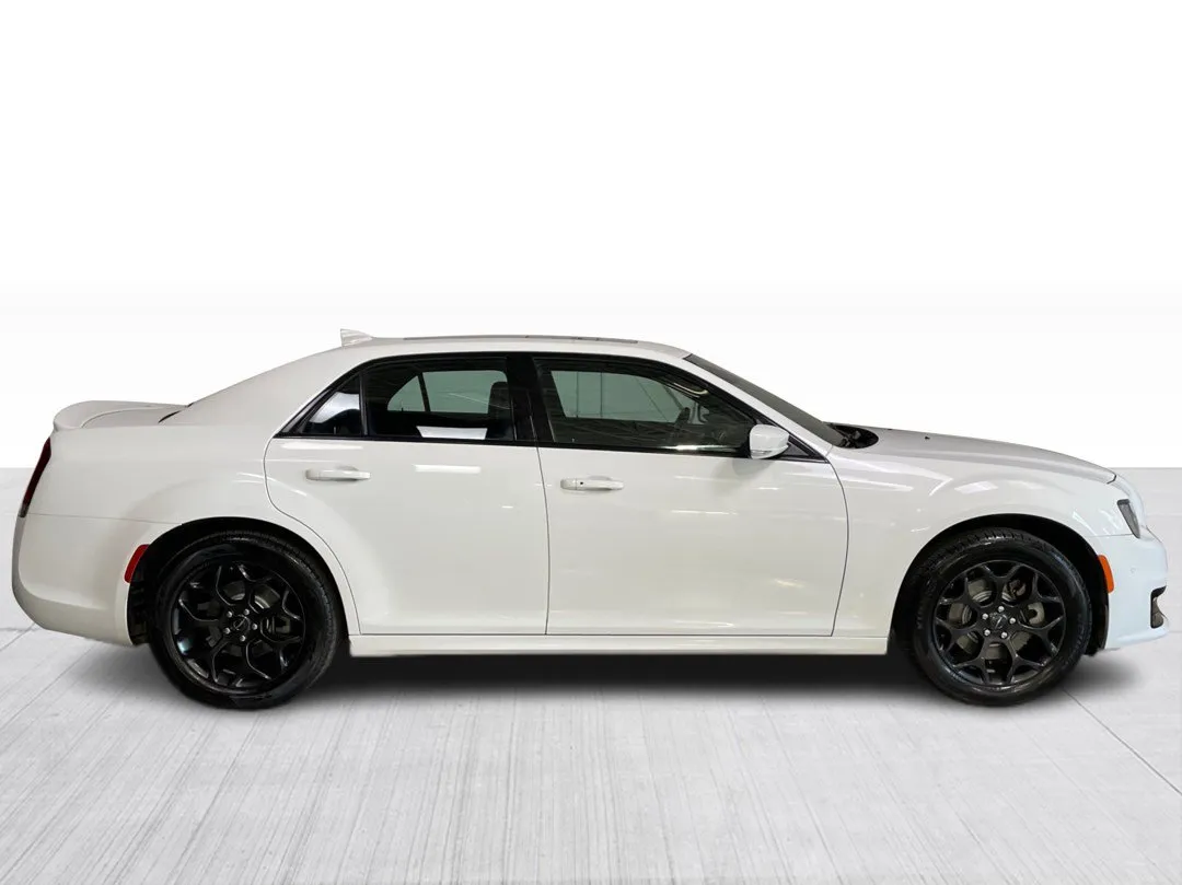 Chrysler 300 2023 à vendre - photo 2