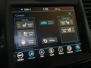 2023 Chrysler 300 - image 28