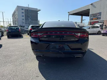 2017 Dodge Charger - image 4