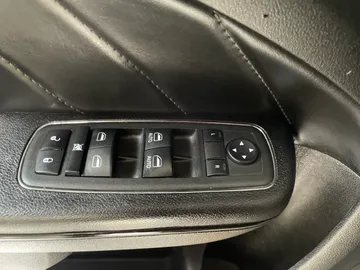 2022 Dodge Charger - image 26
