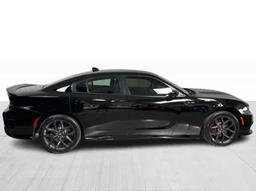 2022 Dodge Charger - image 2