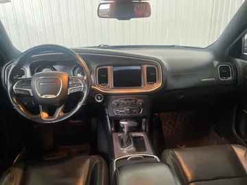 2019 Dodge Charger - image 14