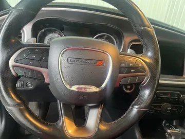 2019 Dodge Charger - image 17