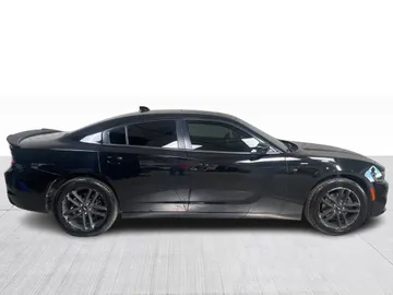 2019 Dodge Charger - image 9