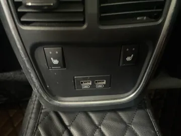 2019 Dodge Charger - image 29
