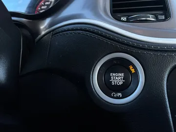 2022 Dodge Charger - image 24