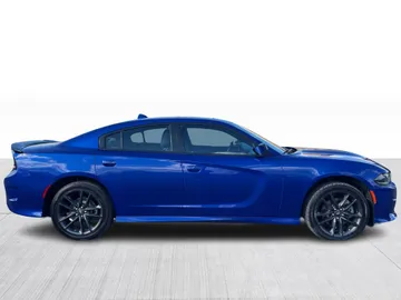 2022 Dodge Charger - image 2