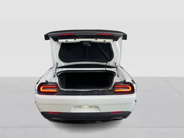 2017 Dodge Challenger - image 13