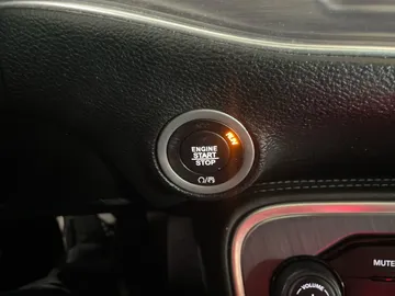 2017 Dodge Challenger - image 22