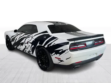 2017 Dodge Challenger - image 11