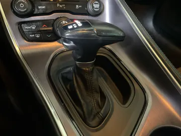 2017 Dodge Challenger - image 28