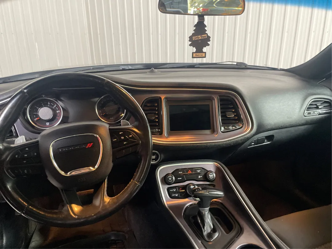 2018 Dodge Challenger — photo 4