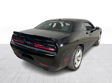 2018 Dodge Challenger - image 14