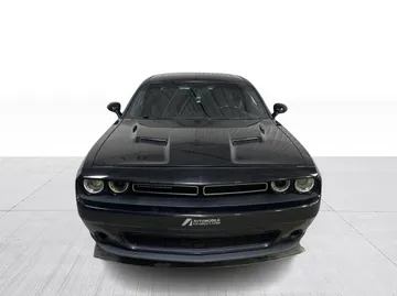2018 Dodge Challenger - image 8