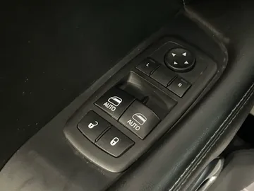 2017 Dodge Challenger - image 24