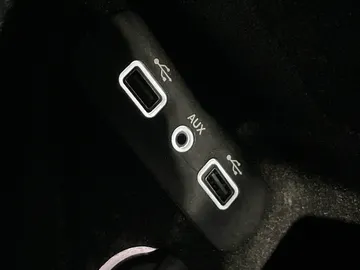 2017 Dodge Challenger - image 27