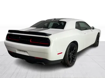 2017 Dodge Challenger - image 14