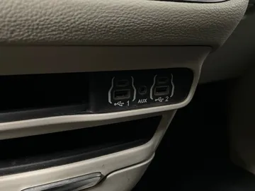 2021 Chrysler Pacifica - image 29