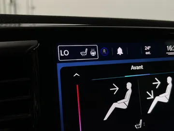2021 Chrysler Pacifica - image 30