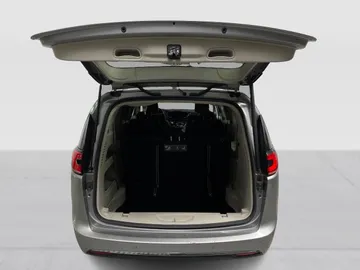 2021 Chrysler Pacifica - image 12