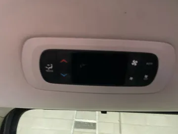 2023 Chrysler Pacifica - image 24