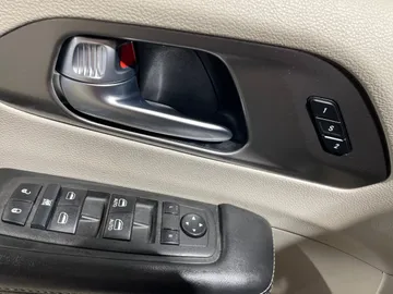 2023 Chrysler Pacifica - image 14