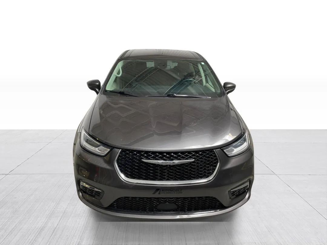 2023 Chrysler Pacifica — photo 7