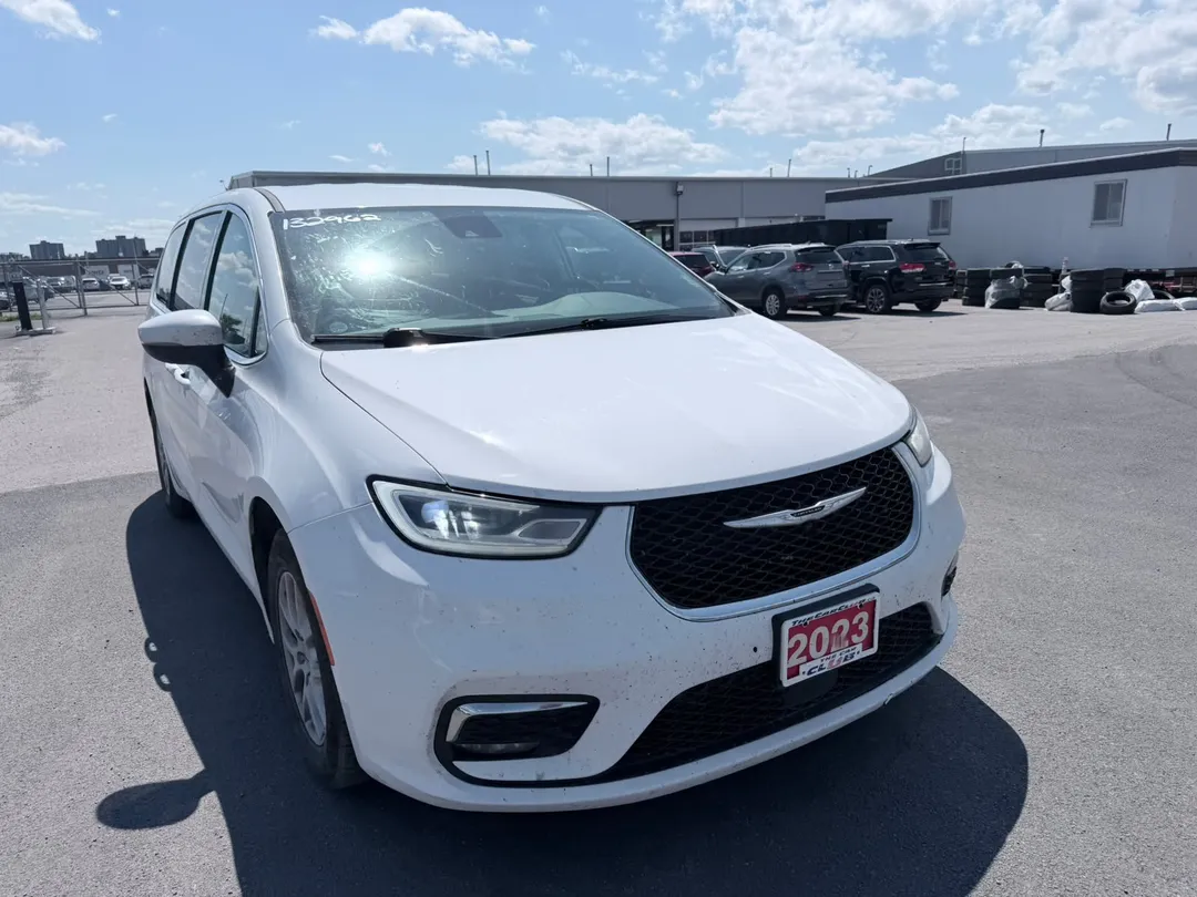 2023 Chrysler Pacifica for sale - photo 1