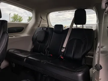 2023 Chrysler Pacifica - image 23
