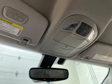 2018 Chrysler Pacifica - image 13